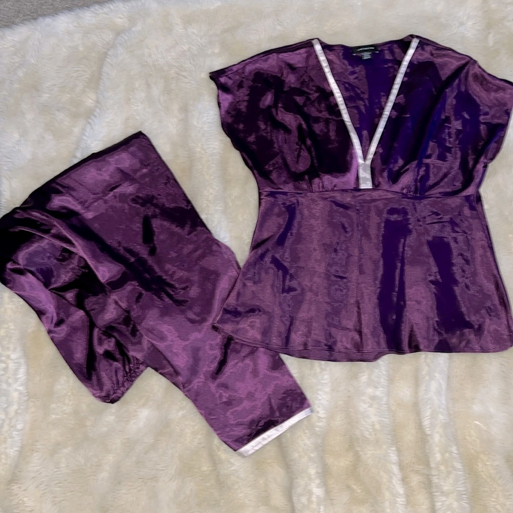 Jones New York | 2 Piece Plum Satin Pajama Set |  V neck white trim  | M